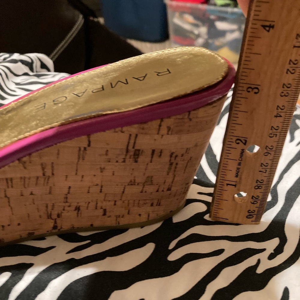Ladies Size 9 1/2 Rampage Wedge Slides - Picture 7 of 10